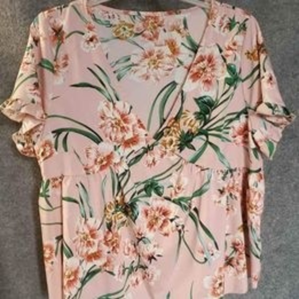 Pastel Pink Floral Ruffled Sleeves Plus-sized 2xl blouse top